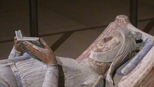 Effigy of Eleanor of Aquitaine in the Church of Fontevraud Abbey, Anjou, France 