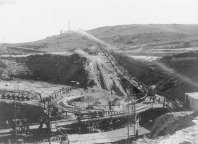 Photograph of Premier Diamond Mine, Transvaal, South Africa, taken between 1902 and 1923 